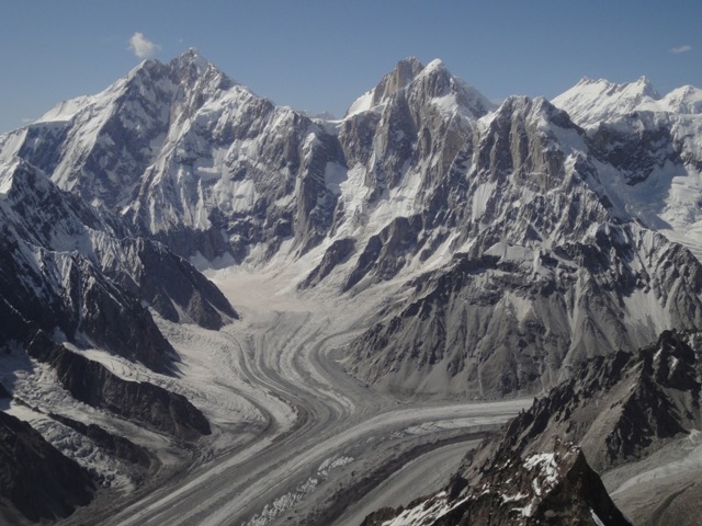 Première ascension du Hispar Sar 6400 m au Pakistan