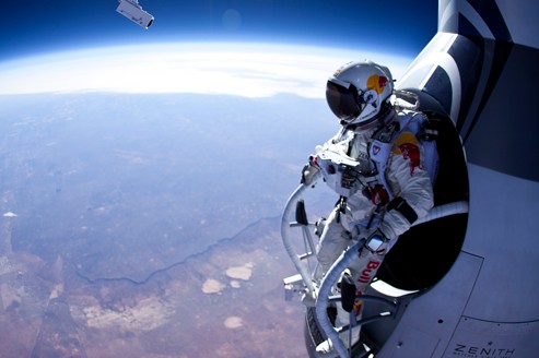 Chute libre à 22 km d’altitude