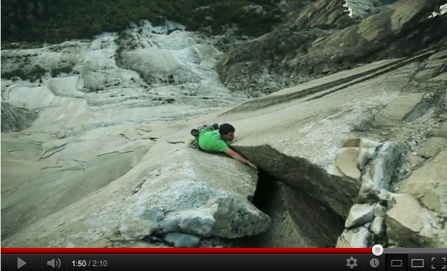 escalade libre au Yosemite’s Mt Watkins par Alex Honnold
