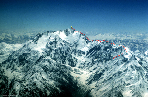 Tentative en cours à la Mazeno Ridge (Nanga Parbat)