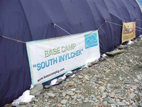 Liste des Summiters du  Peak Lénine, Khan Tengri et Pobeda pour 2012