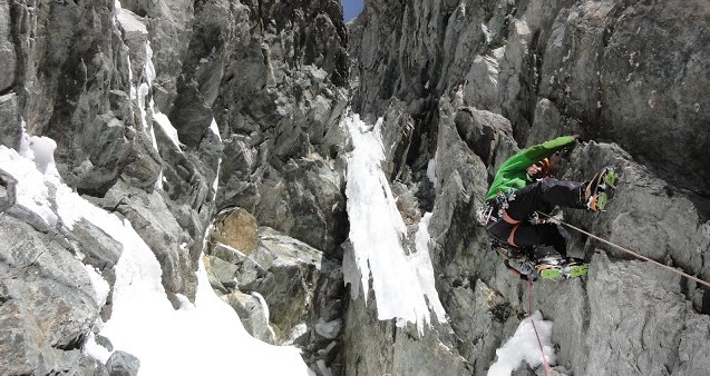 Nouvelle voie en face sud des Ecrins