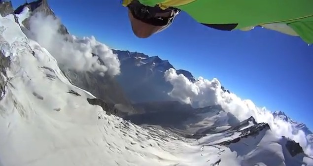 Vol en wingsuit Zinalrothorn 2013