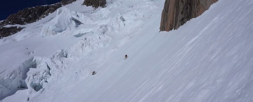 Bassin de la Brenva – Voie Caribou à ski