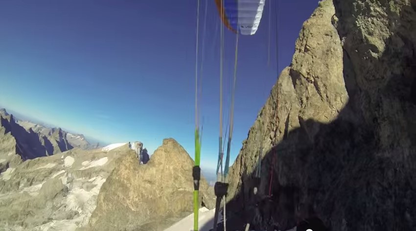 la Meije en parapente par julien IRILLI