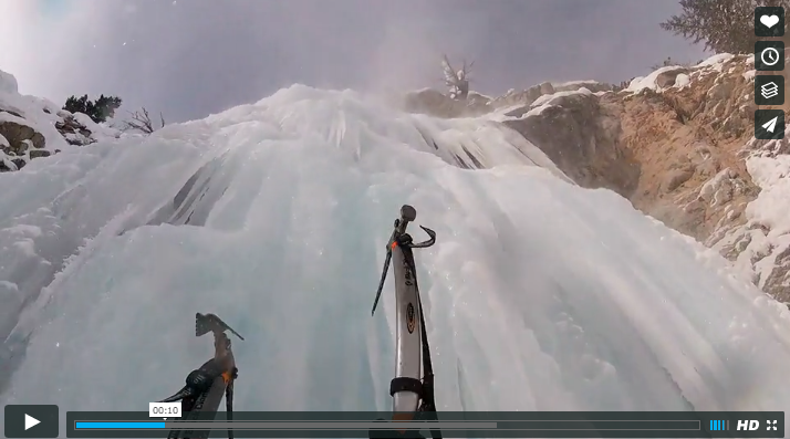 Chute en cascade de glace
