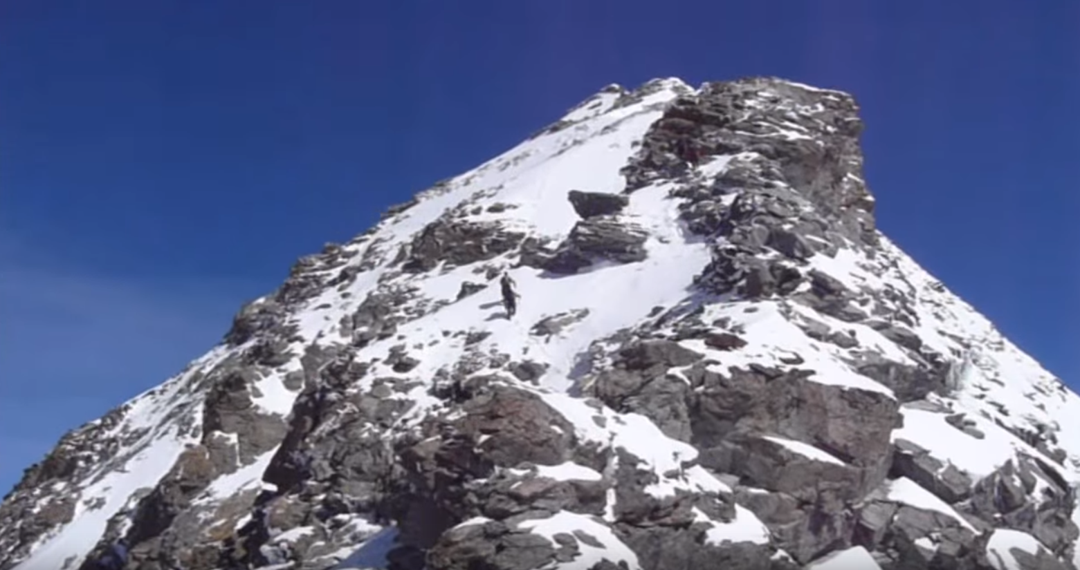 Alpinisme – Dent Blanche – 4357 m – Arête Sud en vidéo