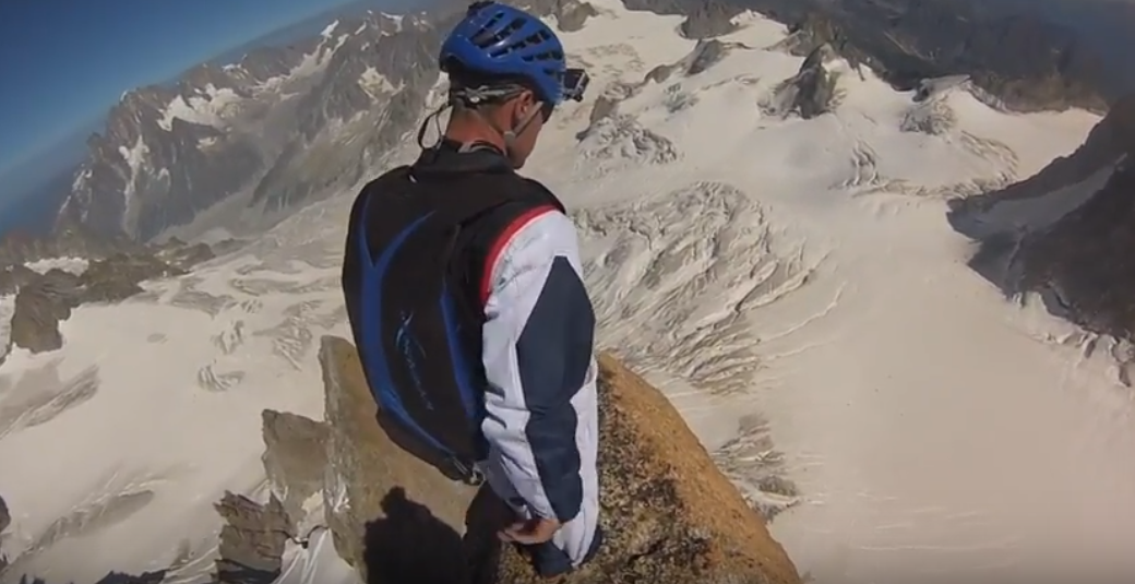 BASE JUMP. PARALPINISME AU GRAND CAPUCIN
