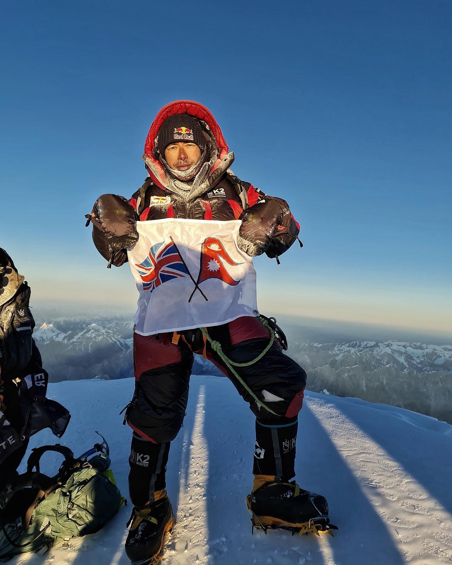 première ascension hivernale du K2 8611 le 16 janvier 2021